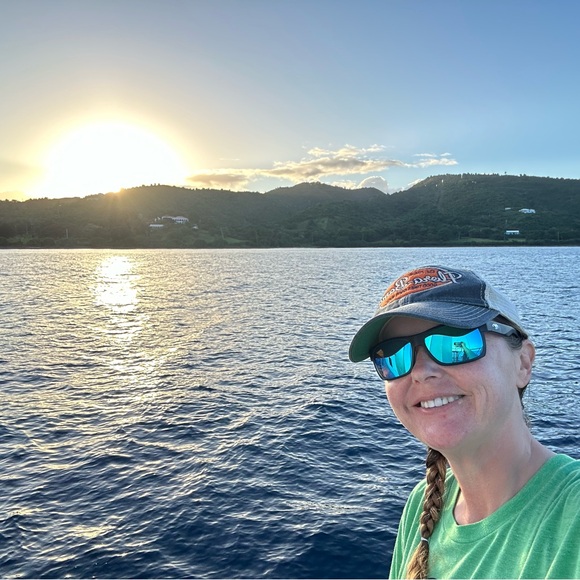 Meet your Posher, Kim - Picture 2 of 3